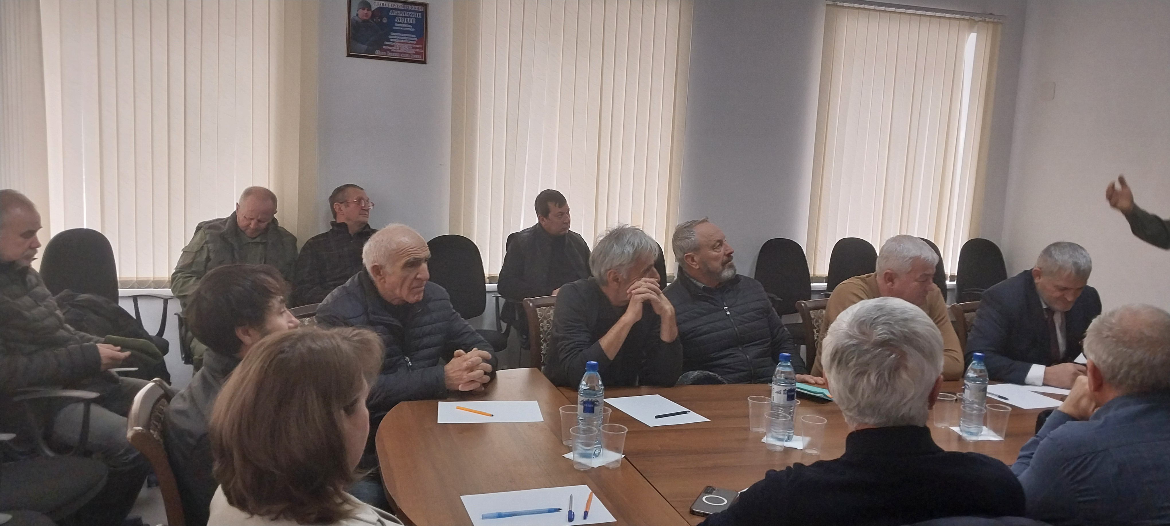 Развитие экономической деятельности казачьих обществ обсудили в Кизлярском районе